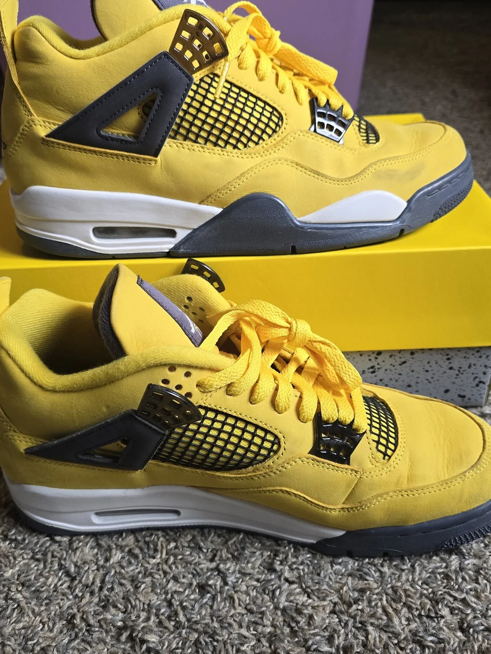 Nike Air Jordan 4 Retro Men’s Yellow Basketball Shoes Size 10